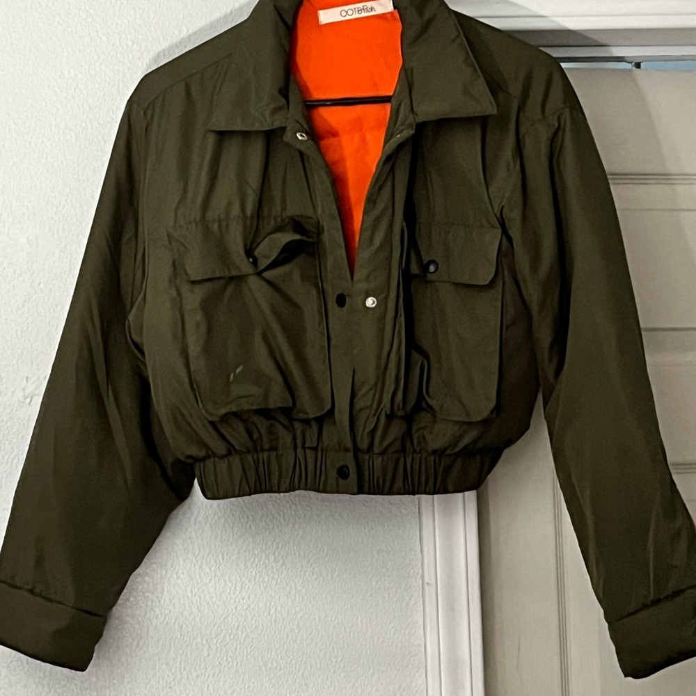 OOTDFash Utility Jacket Green and Orange Cropped Design